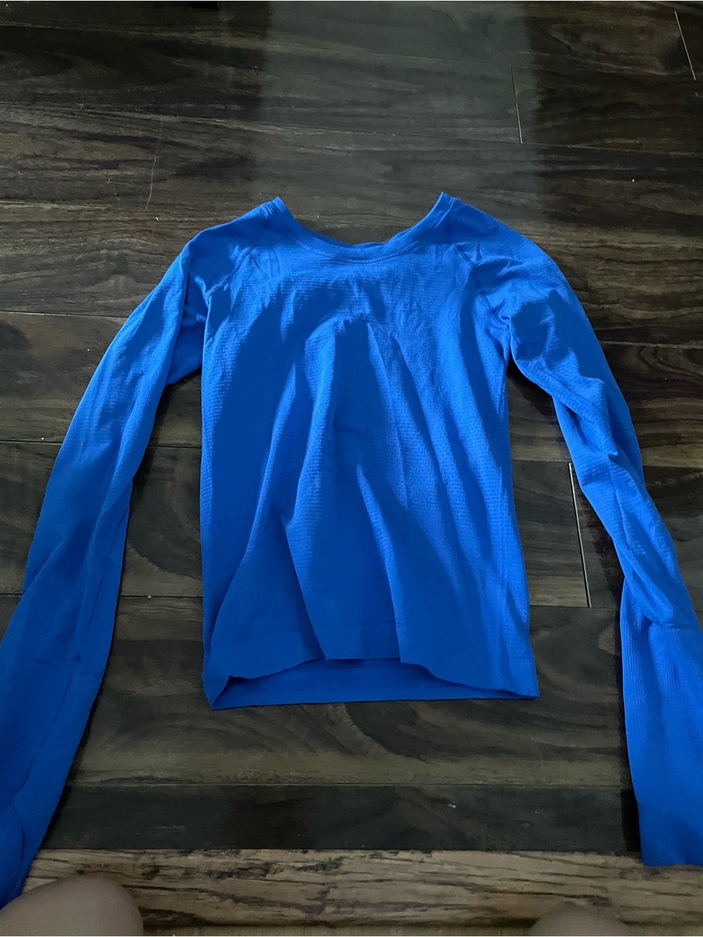 lululemon athletica Women's Scoop Neck Long Sleeve Top - Bright Blue